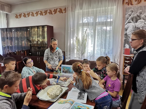 "Кто оставил след в известняке?"