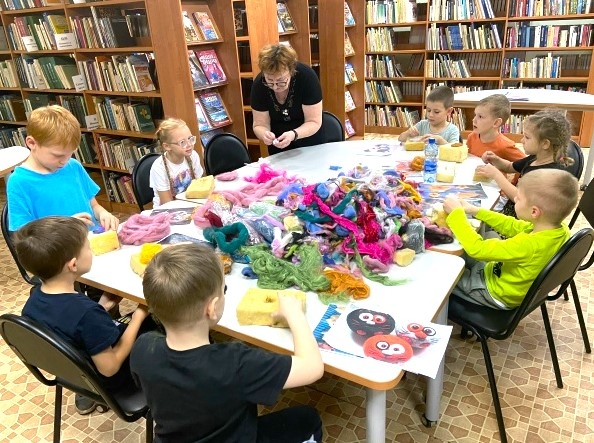 Шерстяные игрушки