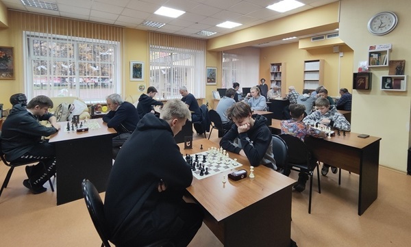 Шахматный турнир в библиотеке