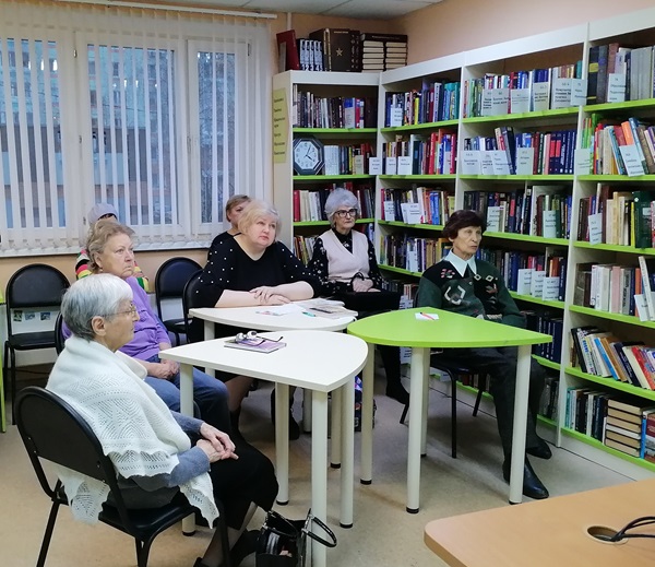  Клуб "Подружки"