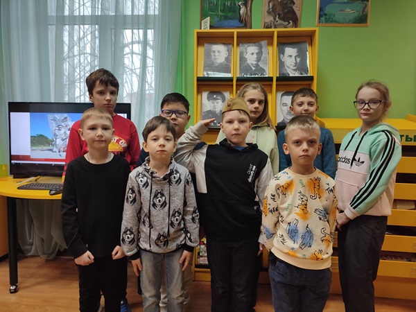 Ваш подвиг в сердце – на века!