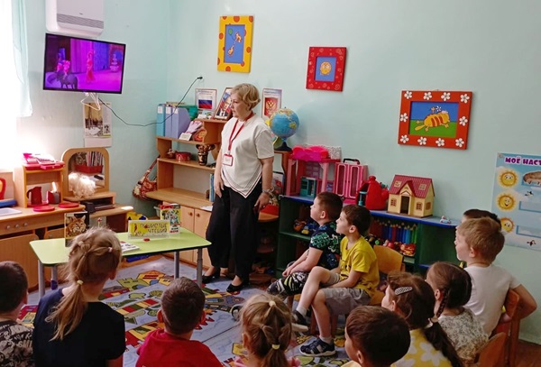 ПО СЕКРЕТУ ВСЕМУ СВЕТУ