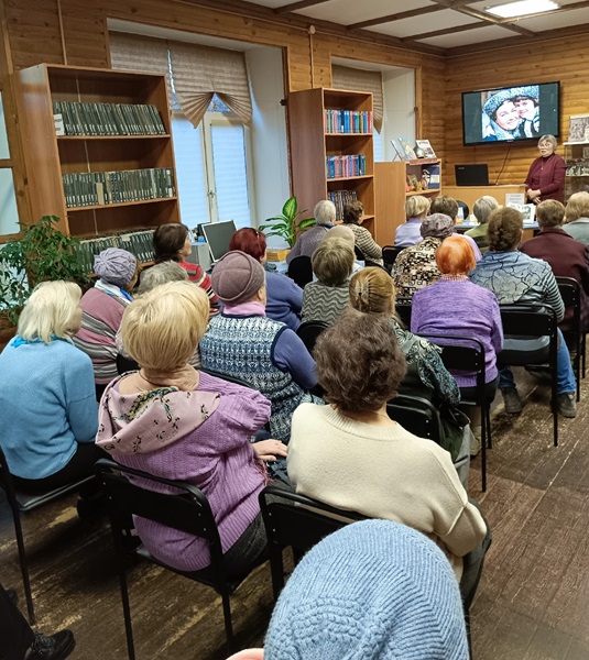 Соловей фронтовых дорог
