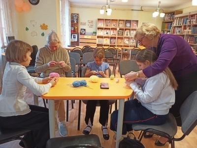 Крючок и петелька