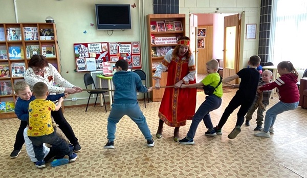 Выходила на берег Катюша