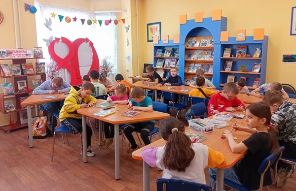 В наших сердцах этот подвиг бессмертен!