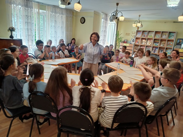 Тайны писательского чемоданчика Елены Сторчай