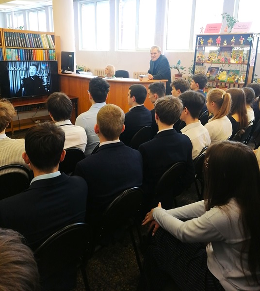 Живут в моем сердце стихи